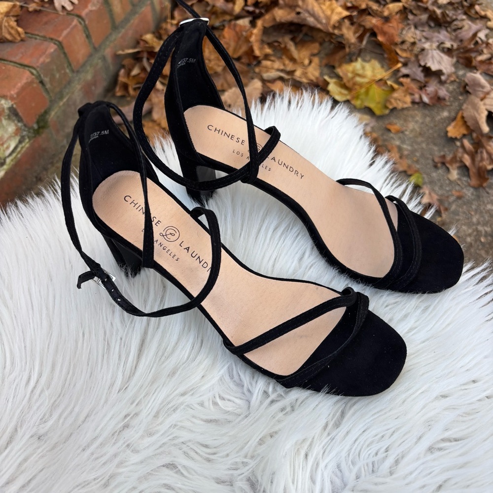 Chinese Laundry Black Suede Strappy Heels Size 7